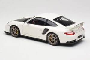 Porsche 911 997 GT2 RS Fehér Minichamps 1:18 100069400 Fém – 7. kép a 8-ből