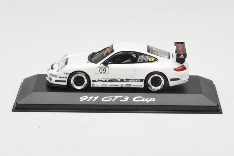 Porsche 911 997 GT3 Cup #9 2009 Minichamps 1:43 WAP0200030A-R Fém