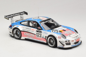 Porsche 911 997 GT3 R #123 Muhlner Motorsport E. Fumal / E. Thiry 24 Hours of Spa 2011 Minichamps 1:18 151118923 Fém – 4. kép a 6-ből