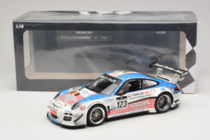 Porsche 911 997 GT3 R #123 Muhlner Motorsport E. Fumal / E. Thiry 24 Hours of Spa 2011 Minichamps 1:18 151118923 Fém – 6. kép a 6-ből