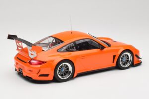Porsche 911 997 GT3 R Street Narancssárga Minichamps 1:18 151108901 Fém – 2. kép a 6-ből