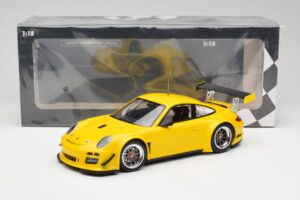 Porsche 911 997 GT3 R Street Racing Sárga Minichamps 1:18 151108902 Fém – 6. kép a 6-ből