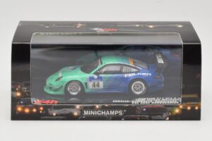 Porsche 911 997 GT3 R #44 Team Falken S. Henzler / P. Dumbreck / M. Ragginger / S. Asch 24 Hours Nurburgring 2011 Minichamps  – 4. kép a 4-ből