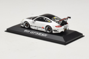 Porsche 911 997 GT3 RS #8 Fehér Minichamps 1:43 WAP02003018 Fém – 3. kép a 4-ből