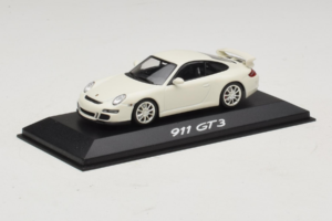 Porsche 911 997 GT3 Fehér Minichamps 1:43 WAP02012016 Fém – 2. kép a 5-ből