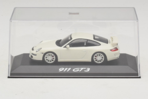 Porsche 911 997 GT3 Fehér Minichamps 1:43 WAP02012016 Fém – 4. kép a 5-ből