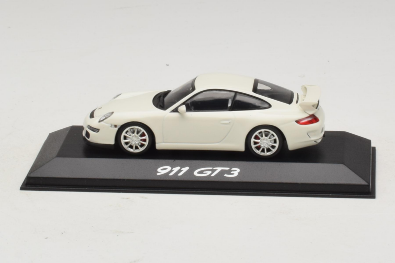 Porsche 911 997 GT3 Fehér Minichamps 1:43 WAP02012016 Fém