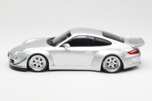 Porsche 911 997 RWB Abu Dhabi IXO 1:18 18CMC166 Fém – 3. kép a 6-ből