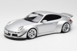 Porsche 911 997 RWB Abu Dhabi IXO 1:18 18CMC166 Fém