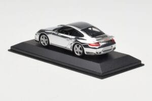 Porsche 911 997 Turbo Chrome Silver Minichamps 1:43 WAP02060816-R Fém – 4. kép a 5-ből