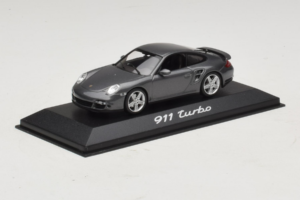 Porsche 911 997 Turbo Grey Metallic Minichamps 1:43 WAP02013016 Fém – 2. kép a 5-ből