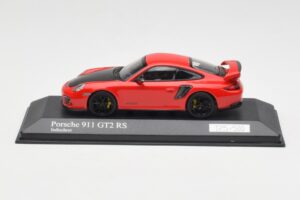 Porsche 911 997.2 GT2 RS Piros Fekete Felnikkel Minichamps 1:43 400069407 Fém