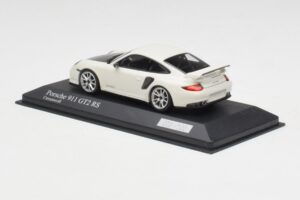 Porsche 911 997.2 GT2 RS Fehér Ezüst Felnikkel Minichamps 1:43 400069405 Fém – 3. kép a 4-ből