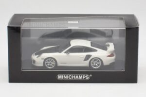 Porsche 911 997.2 GT2 RS Fehér Ezüst Felnikkel Minichamps 1:43 400069405 Fém – 4. kép a 4-ből