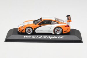 Porsche 911 GT3 R Hybrid 997.2 Presentation White Orange Minichamps 1:43 WAP0201170B Fém