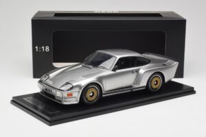 Porsche 911 930 Almeras Biturbo 3.3 Ezüst Kess 1:18 KE18005B Gyanta – 6. kép a 6-ből