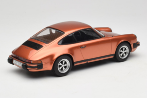 Porsche 911 G-Series Carrera 2.7 Rozsdás Narancssárga GT Spirit 1:18 GT011CS Gyanta – 2. kép a 6-ből
