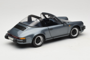 Porsche 911 SC Ezüst Minichamps 1:18 100063060 Fém – 3. kép a 8-ből