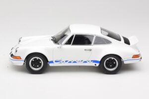 Porsche 911 Carrera RSR Group 4 GT Fehér & Kék 1973 Minichamps 1:18 107065020 Fém – 3. kép a 6-ből