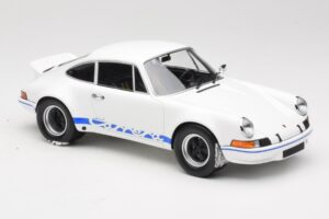 Porsche 911 Carrera RSR Group 4 GT Fehér & Kék 1973 Minichamps 1:18 107065020 Fém – 4. kép a 6-ből