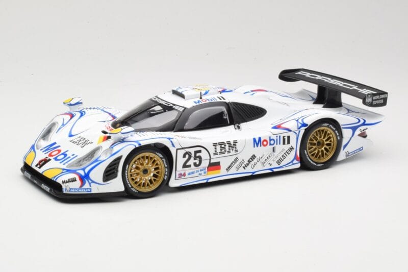 Porsche 911 GT1 #25 Porsche AG U. Alzen / J. Muller / B. Wollek 24 Hours of Le Mans 1998 Maisto 1:18 56052 Fém