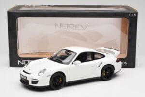 Porsche 911 GT2 997.1 Fehér Norev 1:18 187572 Fém – 8. kép a 8-ből