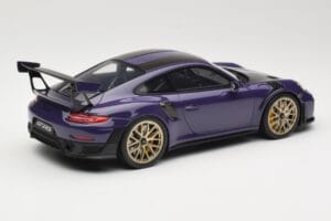 Porsche 911 GT2 RS 991.2 Ultraviolet GT Spirit 1:18 GT926 Gyanta – 2. kép a 6-ből