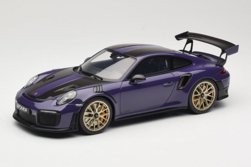 Porsche 911 GT2 RS 991.2 Ultraviolet GT Spirit 1:18 GT926 Gyanta