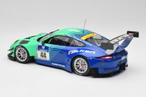 Porsche 911 GT3 R #44 Falken Motorsport W. Henzler / P. Dumbreck NBR 2016 Minichamps 1:18 155166044 Fém – 5. kép a 6-ből