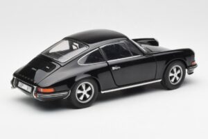 Porsche 911 S Fekete Schuco 1:18 450047200 Fém – 3. kép a 8-ből