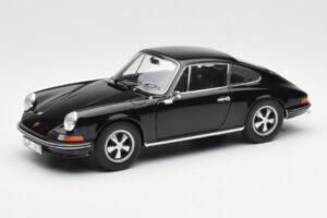 Porsche 911 S Fekete Schuco 1:18 450047200 Fém