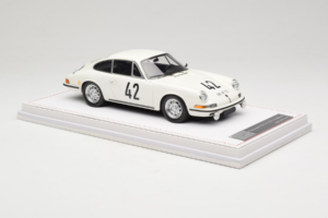 Porsche 911 S #42 R. Buchet / H. Linge Auguste Veuillet 24 Hours of Le Mans Class Winner 1967 IVY 1:18 REMC006 Gyanta – 4. kép a 6-ből