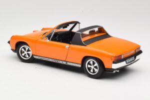 Porsche 914/6 Narancssárga Revell 1:18 08864 Fém – 7. kép a 8-ből