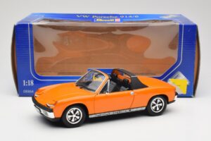 Porsche 914/6 Narancssárga Revell 1:18 08864 Fém – 8. kép a 8-ből