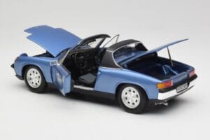 Porsche 914 Kék Revell 1:18 08975 Fém – 5. kép a 8-ből