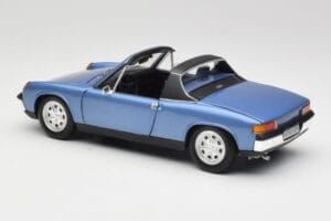Porsche 914 Kék Revell 1:18 08975 Fém – 7. kép a 8-ből