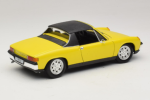 Porsche 914 Sárga Revell 1:18 8976 Fém – 3. kép a 8-ből