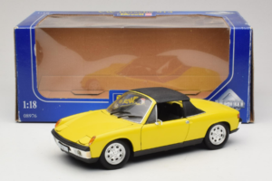 Porsche 914 Sárga Revell 1:18 8976 Fém – 8. kép a 8-ből