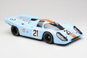 Porsche 917K Gulf #21 P. Rodriguez / L. Kinnunen J.W. Automotive Engineering 24 Hours of Le Mans 1970 Minichamps 1:12 1237066 – 4. kép a 6-ből