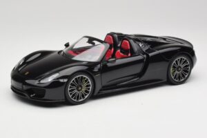 Porsche 918 Spyder Bazalt Fekete Metál Minichamps 1:18 110062431 Fém