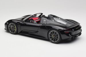 Porsche 918 Spyder Bazalt Fekete Metál Minichamps 1:18 110062431 Fém – 7. kép a 8-ből