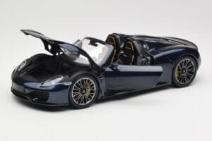 Porsche 918 Spyder Kék Metallic Minichamps 1:18 113062434 Fém – 2. kép a 8-ből