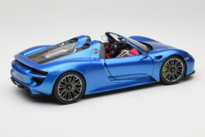 Porsche 918 Spyder Blue Metallic Minichamps 1:18 110062432 Fém – 3. kép a 8-ből