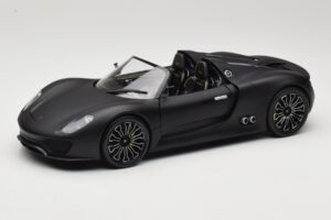 Porsche 918 Spyder Matte Black Minichamps 1:18 110060031 Fém