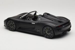Porsche 918 Spyder Matte Black Minichamps 1:18 110060031 Fém – 7. kép a 8-ből