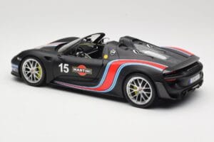 Porsche 918 Spyder Weissach Package Matt Black With Martini Stripes Minichamps 1:18 110062445 Fém – 7. kép a 8-ből