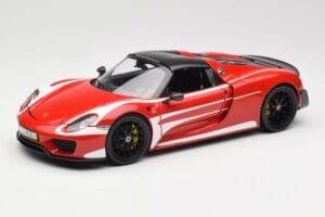 Porsche 918 Spyder Weissach Package Piros & Fehér Csíkok Minichamps 1:18 110062442 Fém – 3. kép a 9-ből
