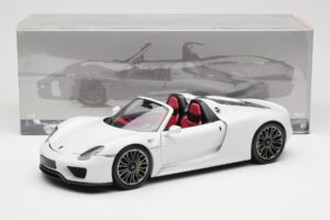 Porsche 918 Spyder Fehér Minichamps 1:18 110062436 Fém – 8. kép a 8-ből
