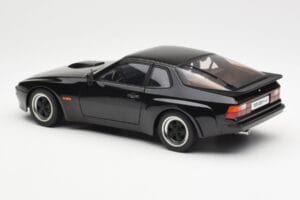 Porsche 924 Carrera GT Fekete AUTOart 1:18 78001 Fém – 7. kép a 8-ből