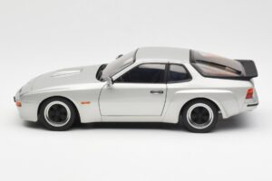 Porsche 924 Carrera GT Diamond Ezüst AUTOart 1:18 78002 Fém – 4. kép a 8-ből
